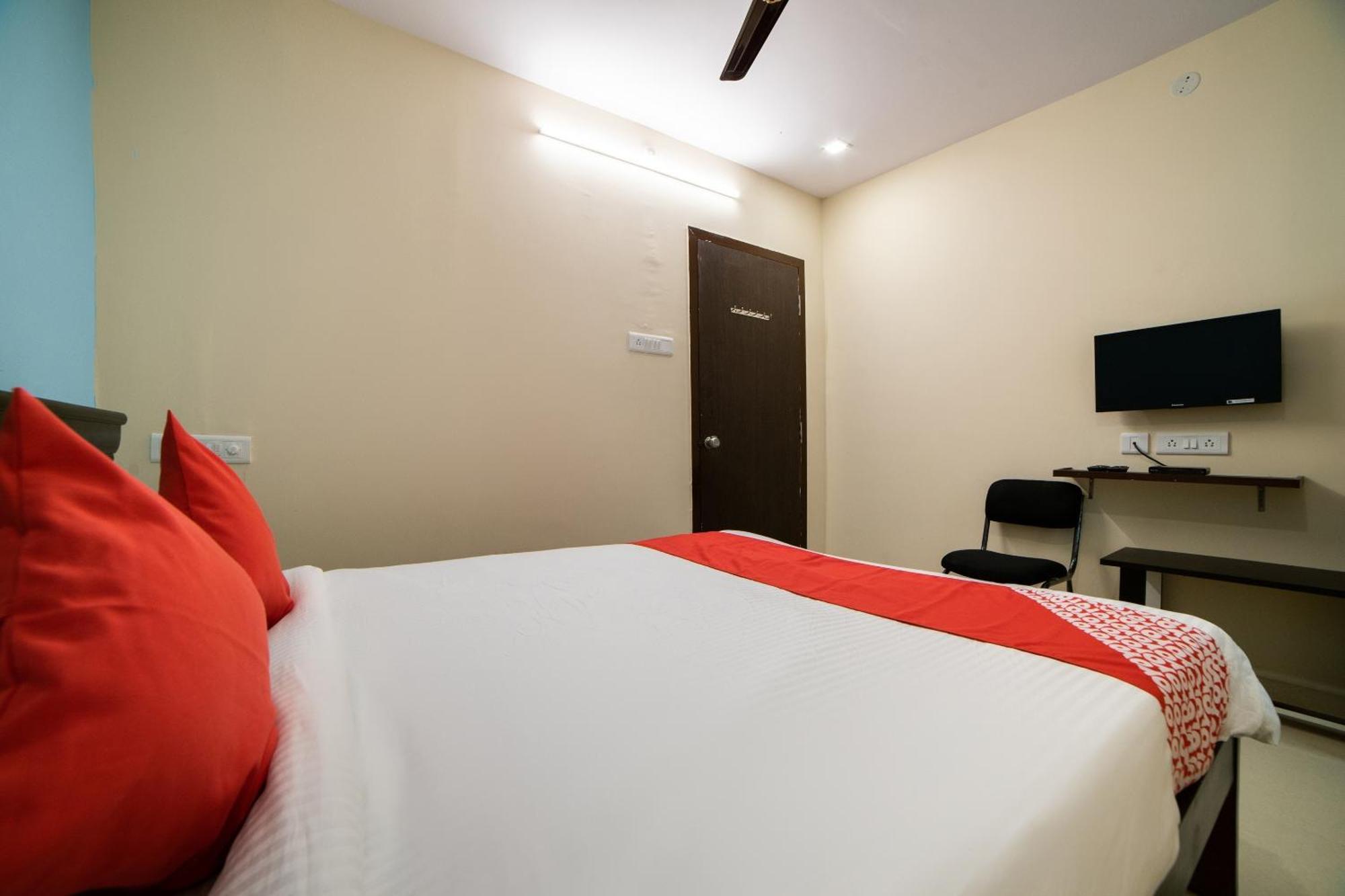 Super Hotel O White Ridge Sururnagar Exterior photo